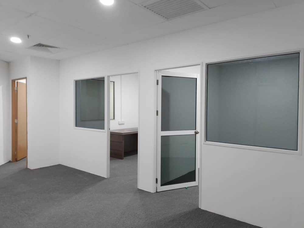 Unit 6-10-17A, 10th Floor